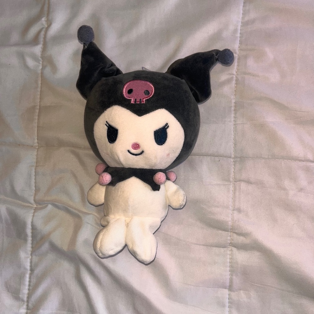 HELLO KITTY KUROMI PLUSHIE